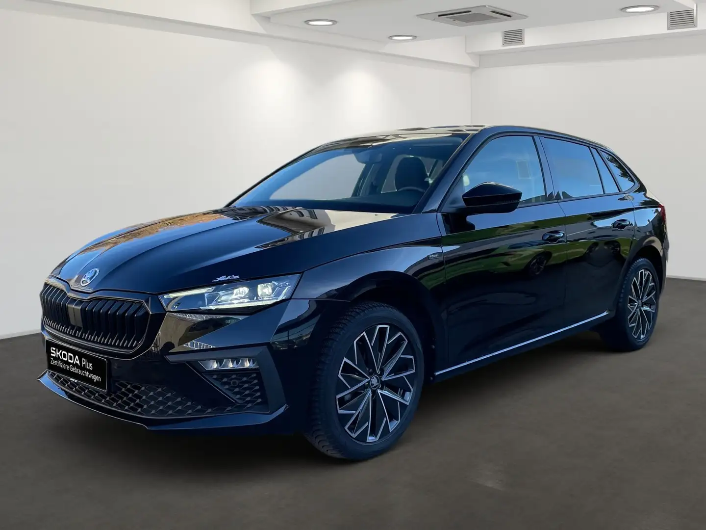 Skoda Scala 1.0 TSI Selection *MATRIX*KAMERA*SITZH* Zwart - 2