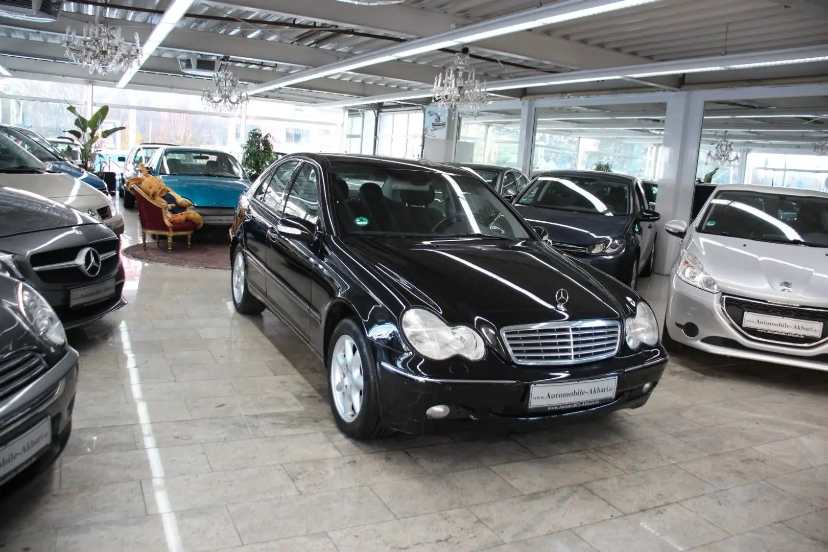 Mercedes-Benz C 240 Limousine Schwarz - 2