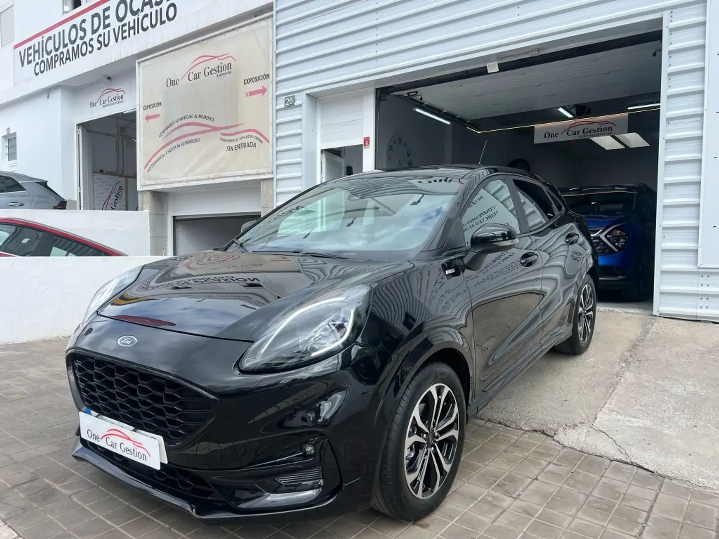Ford Puma 1.0 EcoBoost MHEV ST-Line 125 Noir - 1