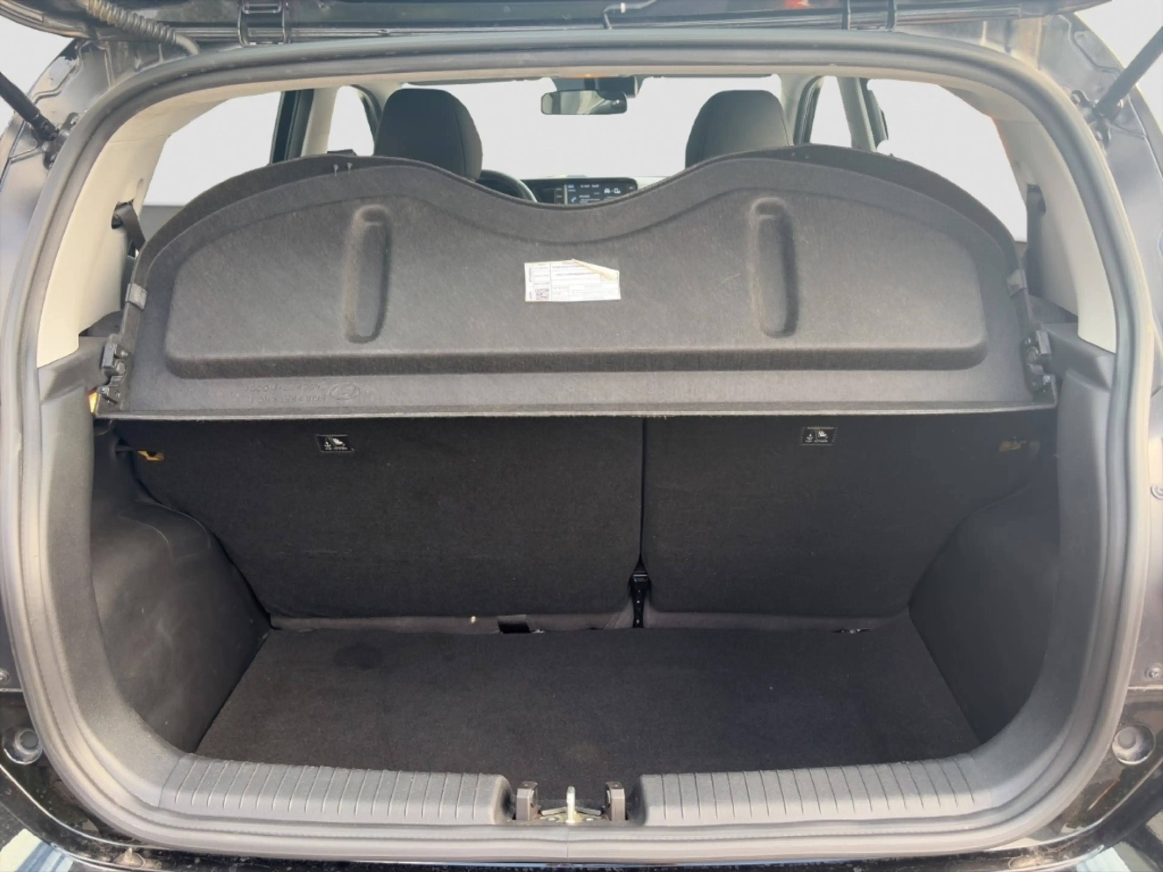 Hyundai i10 TREND 1.2 Automatik *CARPLAY*SITZHZG*KLIMA* — photo 9