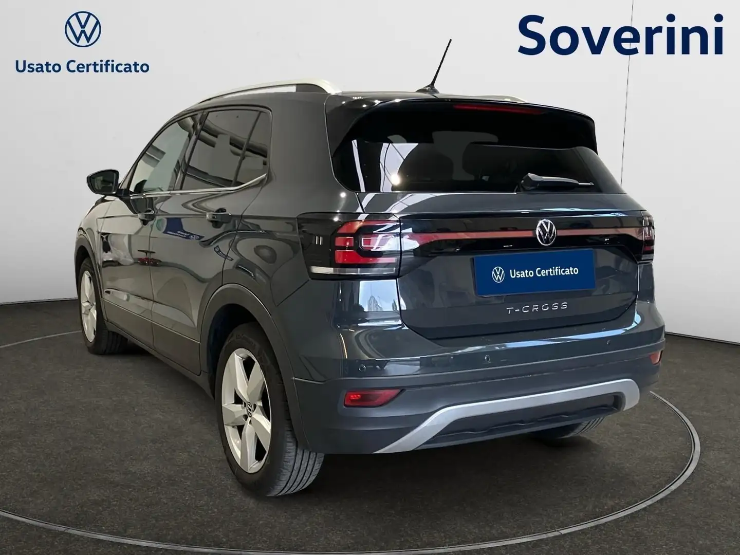 Volkswagen T-Cross 1.5 TSI DSG Advanced BMT Grijs - 2