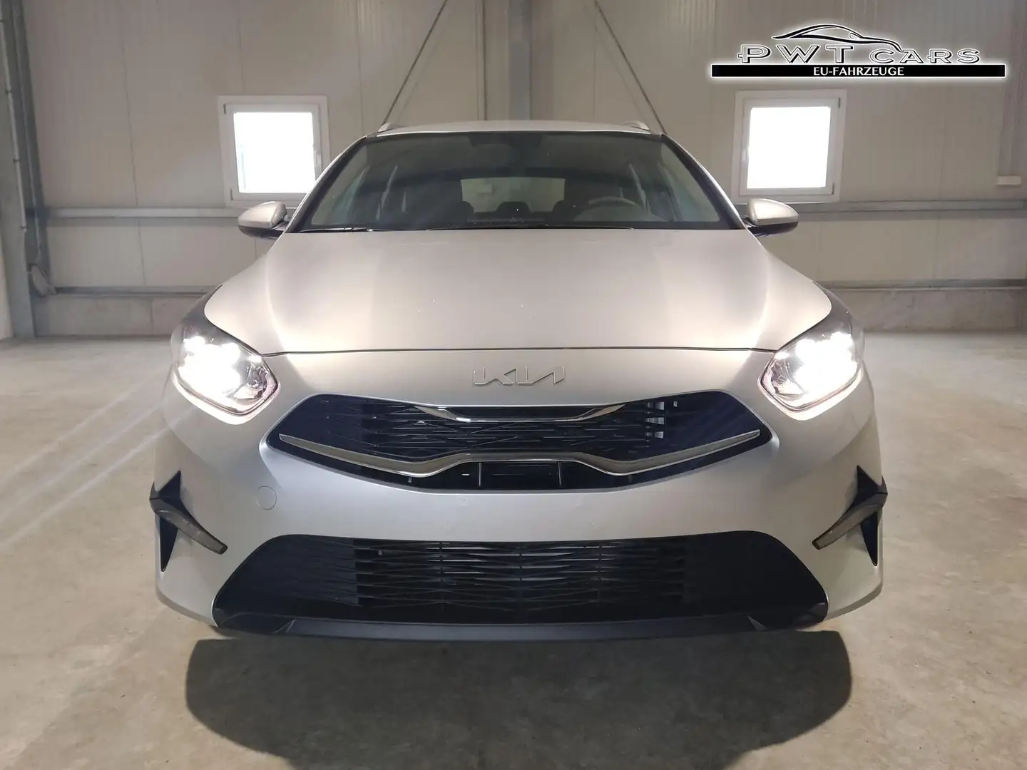 Kia Ceed SW / cee'd SW Sportswagon Spin CD 1.5 T-GDI 7DCT 140 PS Navi-... Zilver - 2