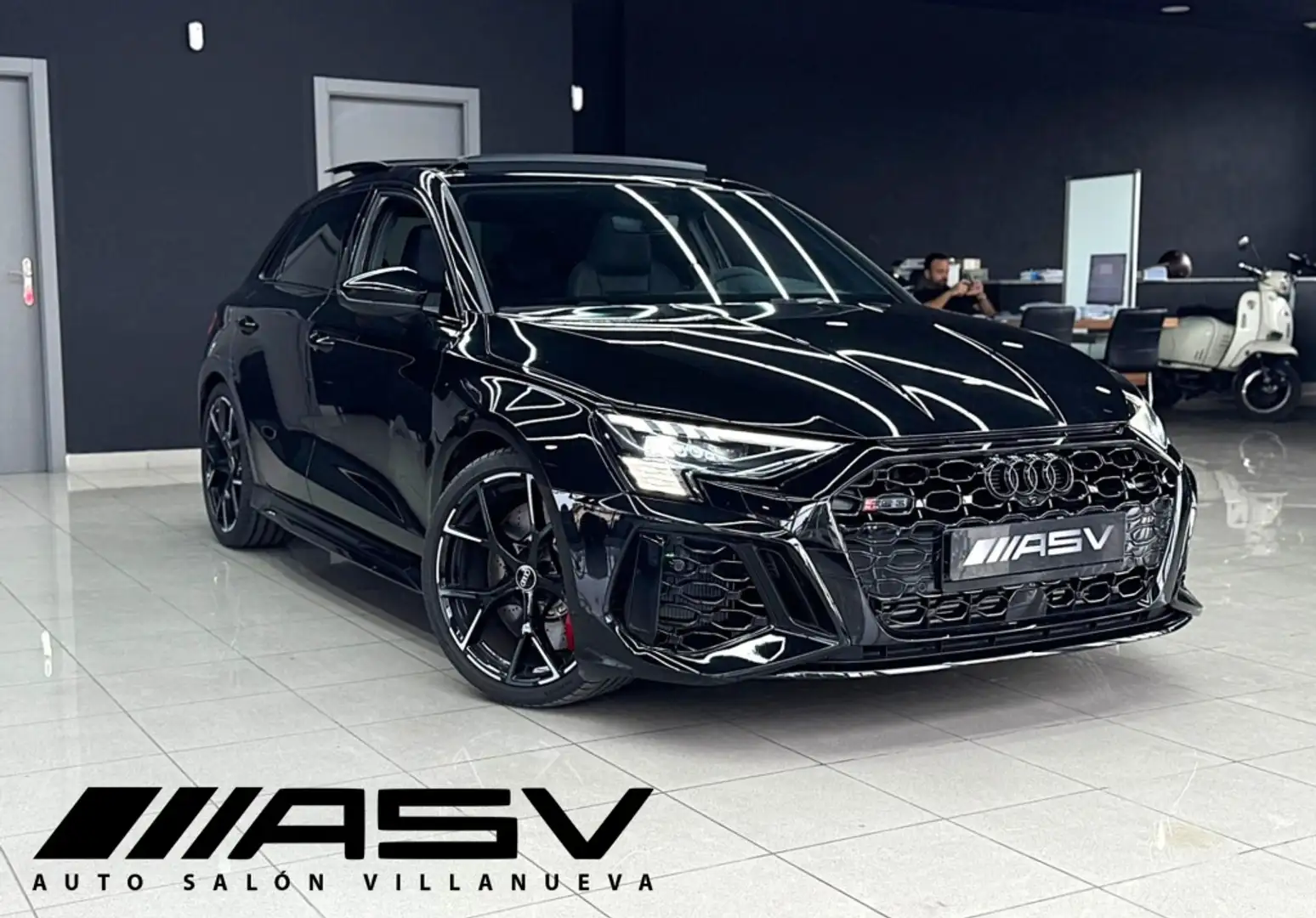 Audi RS3 Sportback quattro S tronic Zwart - 1