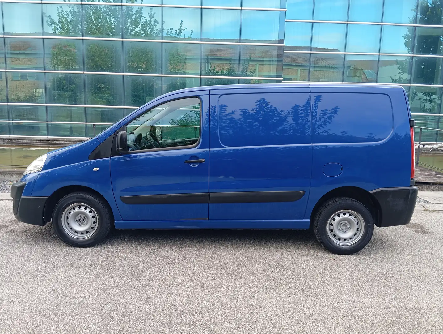 Citroen Jumpy Синій - 1