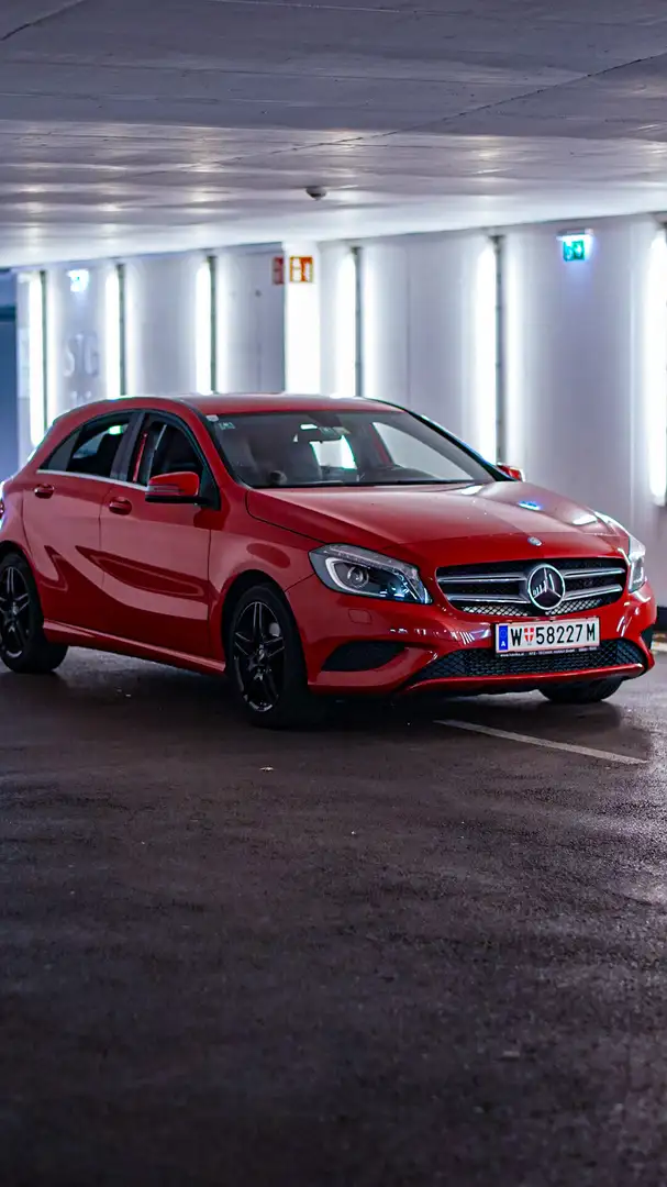 Mercedes-Benz A 180 BlueEfficiency Edition - 1