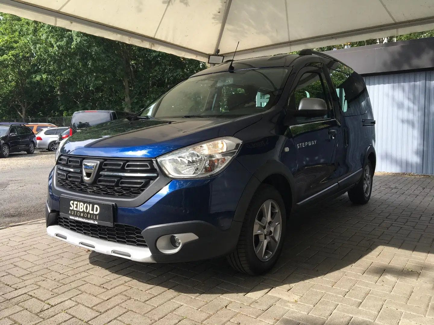Dacia Dokker 1.2 Stepway/Navi/Shz/Kam/Temp/Klima/NSW Blau - 1