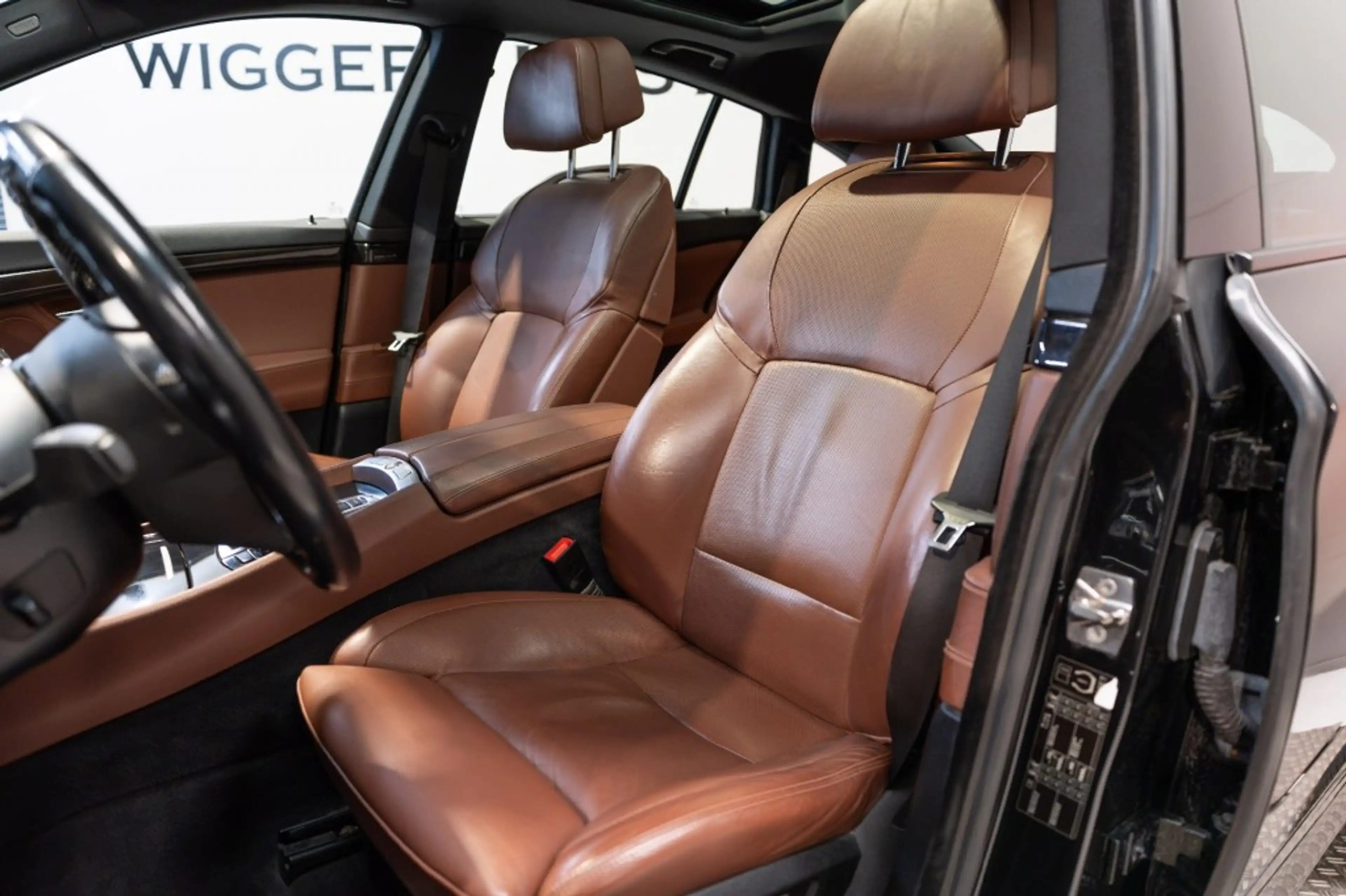 BMW 535 535I 306 PK HIGH EXECUTIVE, Sch.dak, Leder, Trekh, — photo 4