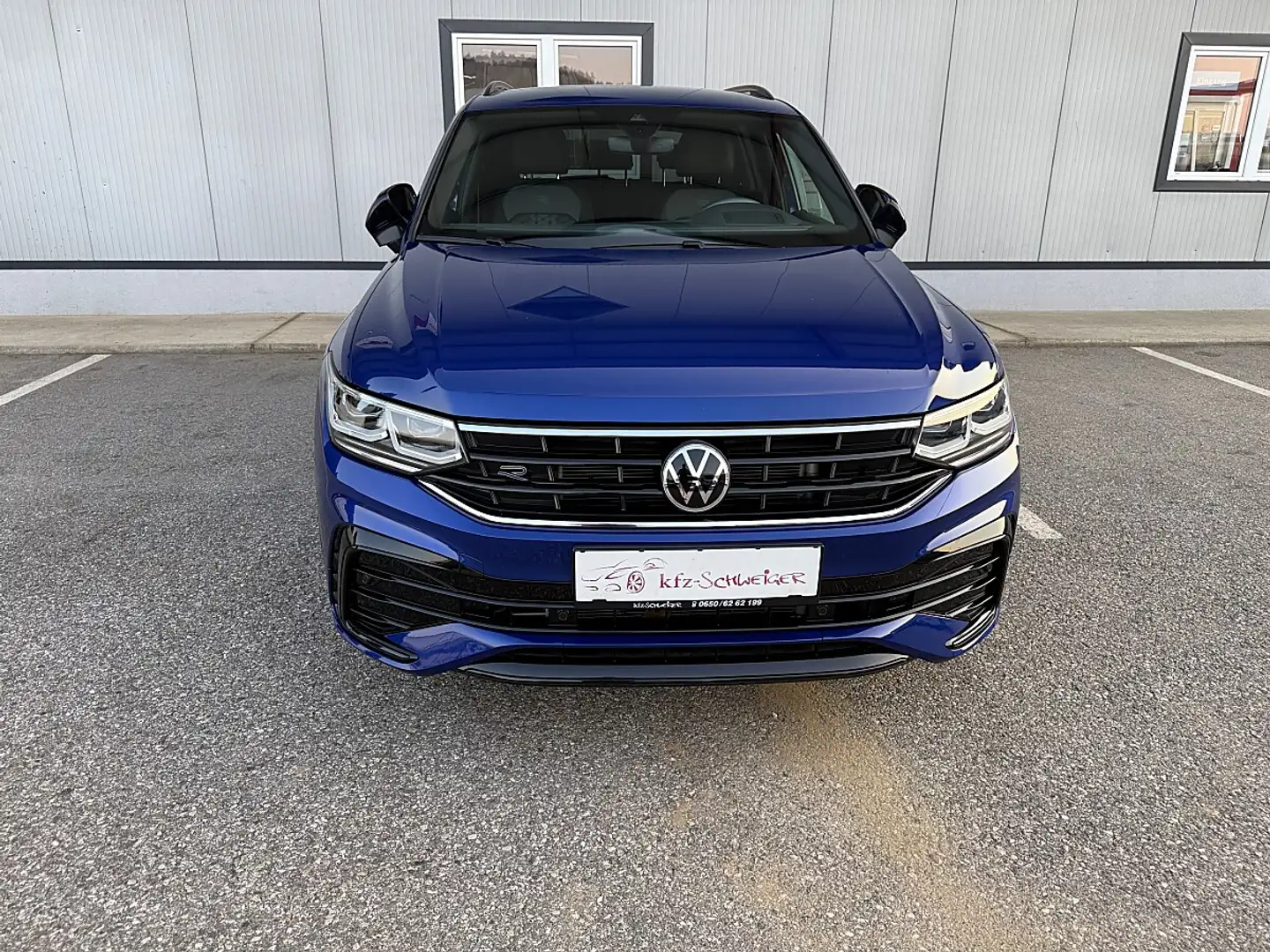 Volkswagen Tiguan 2,0 TDI 4Motion R-Line DSG Blau - 2