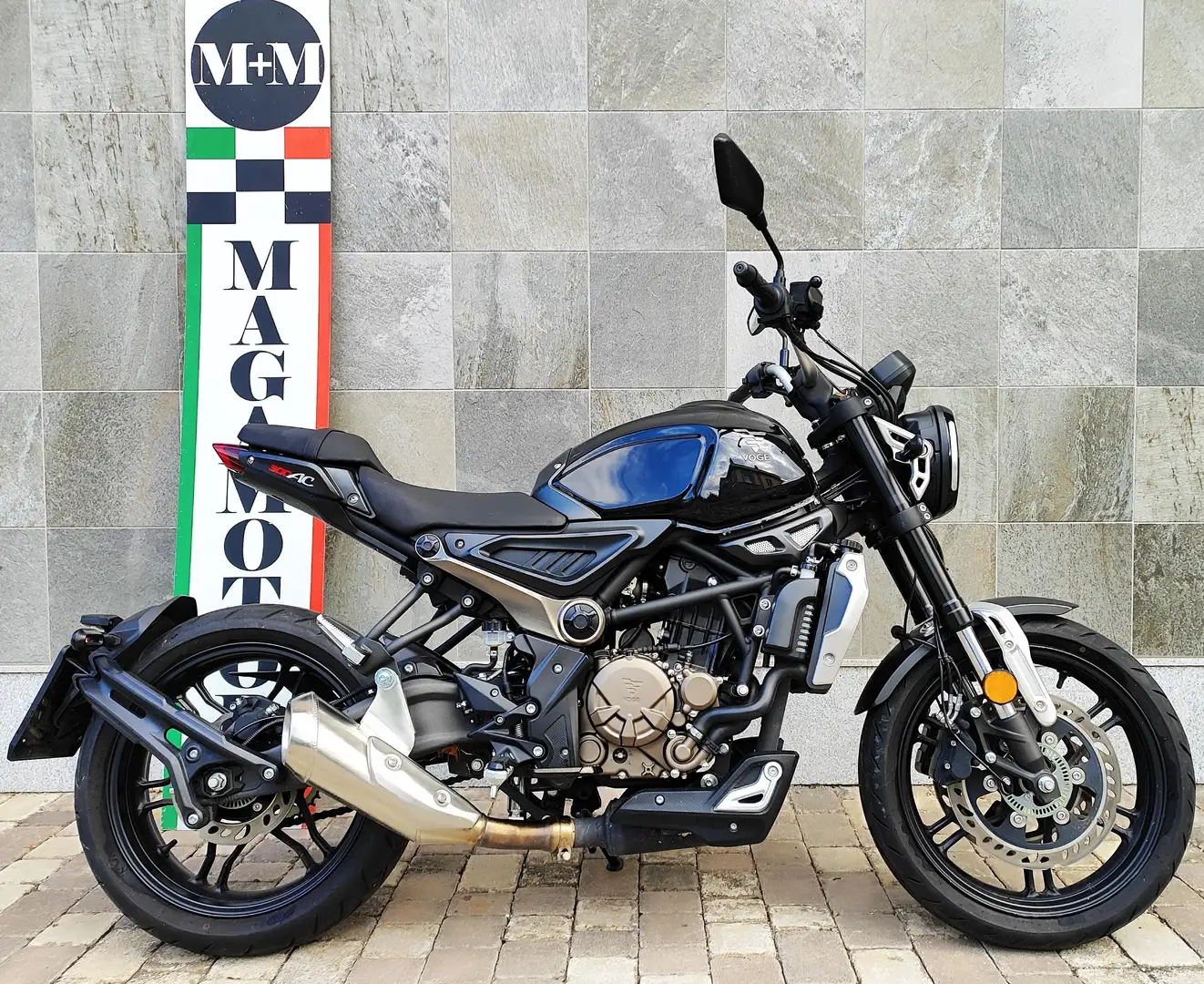Voge 300AC TROFEO Nero - 1