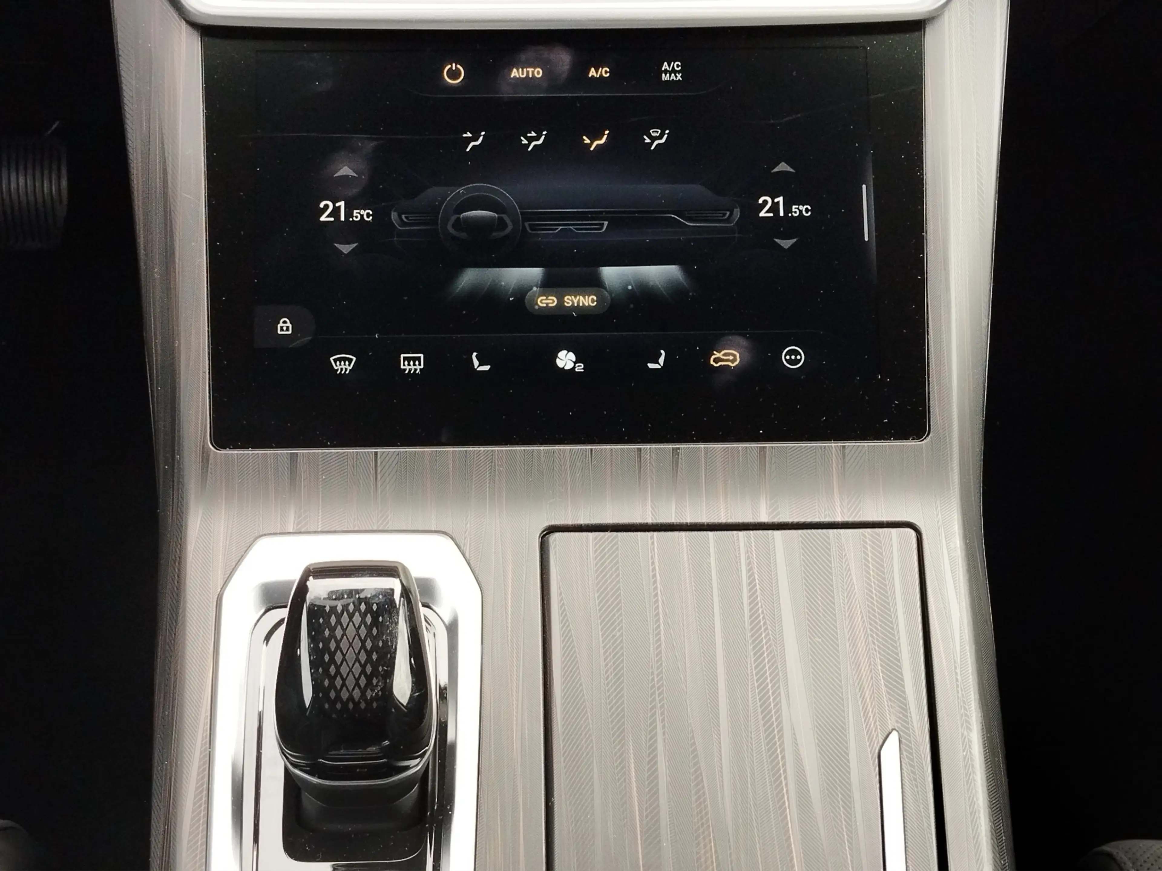 GWM WEY 03 2.0 PHEV Luxury 360°*ACC*AUT*Alcant.*HUD — photo 14