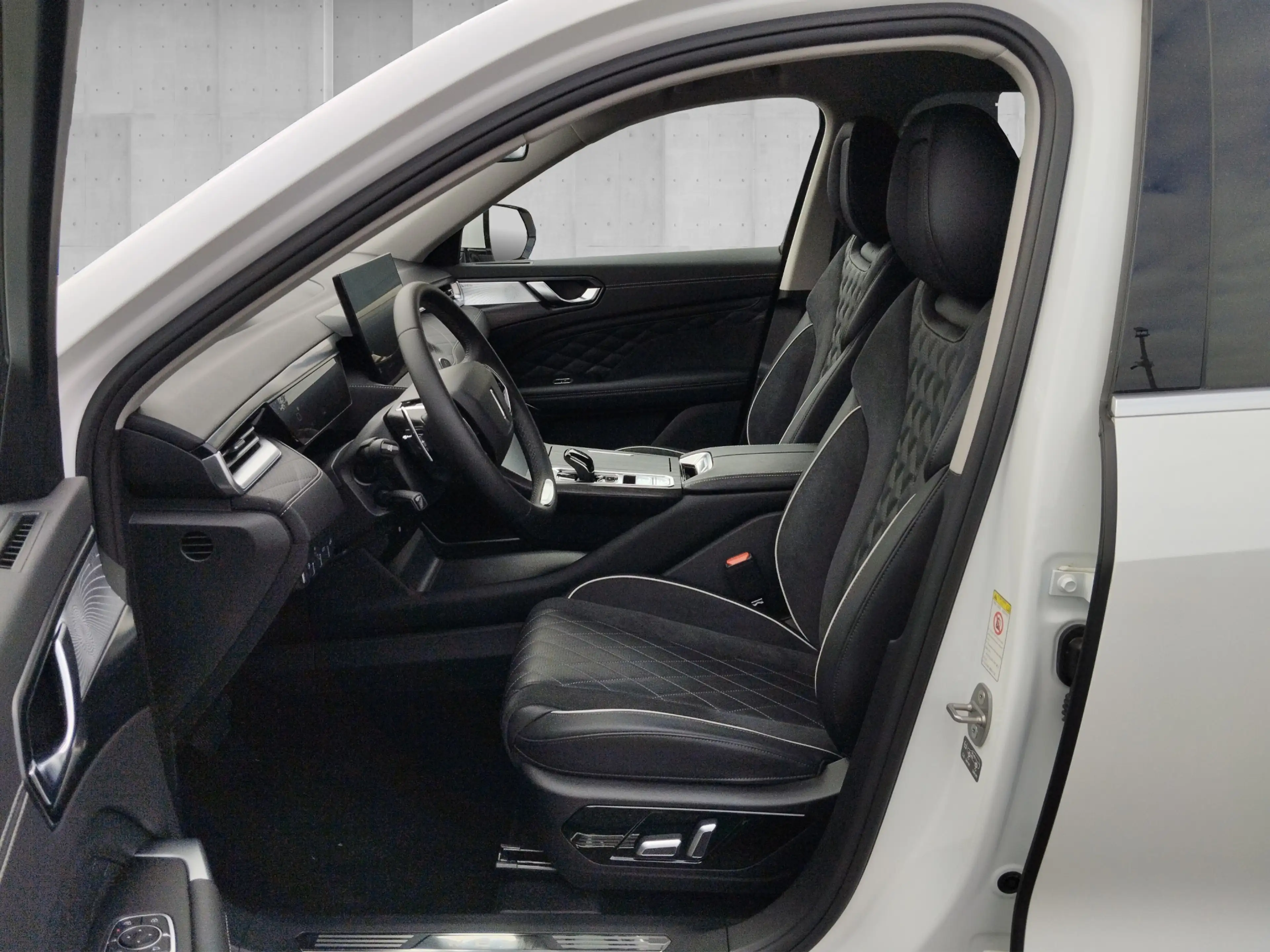 GWM WEY 03 2.0 PHEV Luxury 360°*ACC*AUT*Alcant.*HUD — photo 7