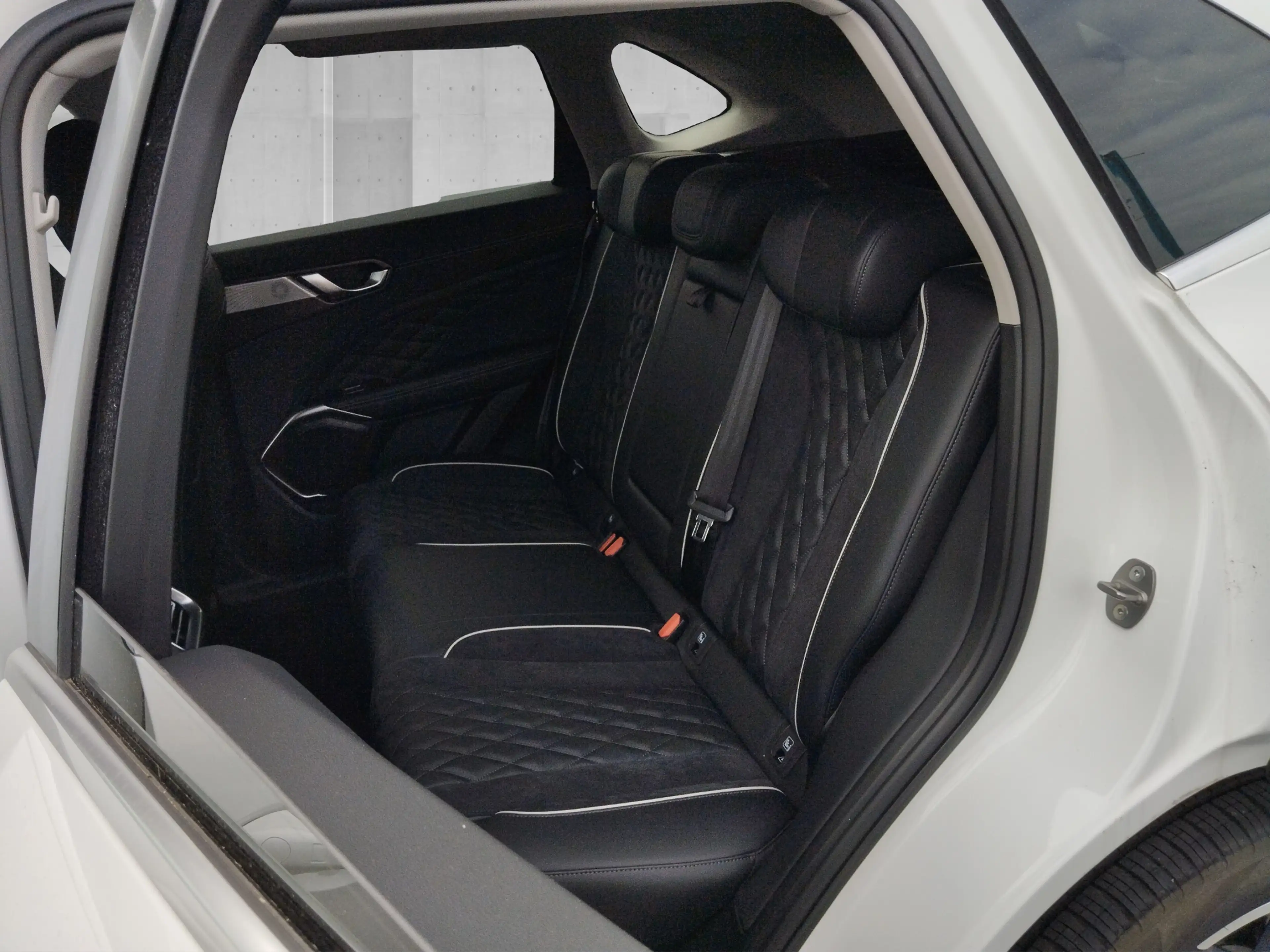 GWM WEY 03 2.0 PHEV Luxury 360°*ACC*AUT*Alcant.*HUD — photo 9