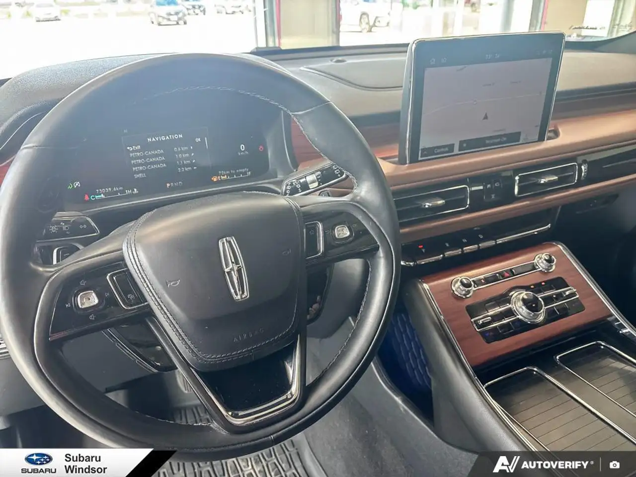 Lincoln Aviator снимка Lincoln Aviator