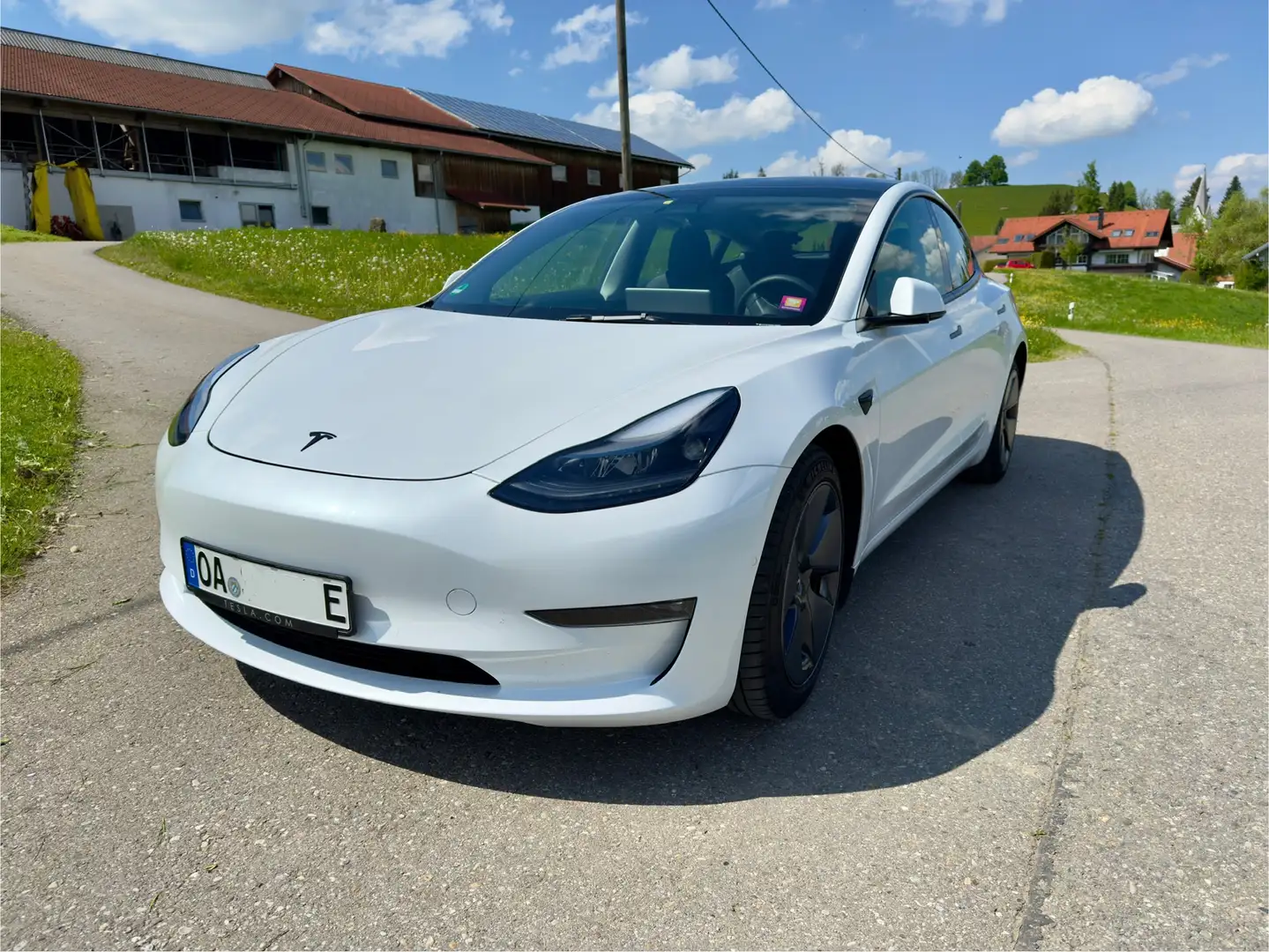 Tesla Model 3 Model 3 Long Range mit AWD & Enhanced Autopilot Weiß - 1