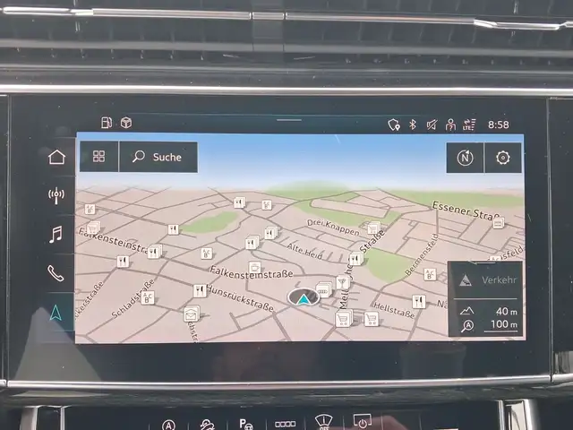 Audi Q7 view 15