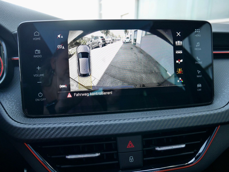 Skoda Scala 1.5 TSI DSG Monte Carlo+Matrix+5J Garantie — photo 32