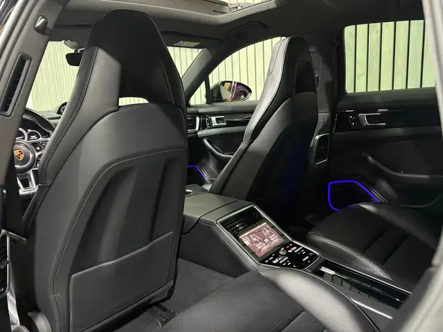 Porsche Panamera 4 E-Hybrid PANORAMA 21''TURBO AMB BOSE BELÜFT Ansicht 27