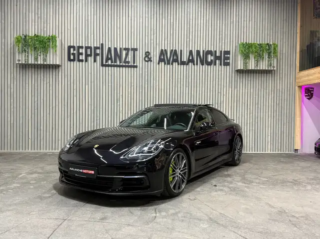 Porsche Panamera 4 E-Hybrid PANORAMA 21''TURBO AMB BOSE BELÜFT Ansicht 4