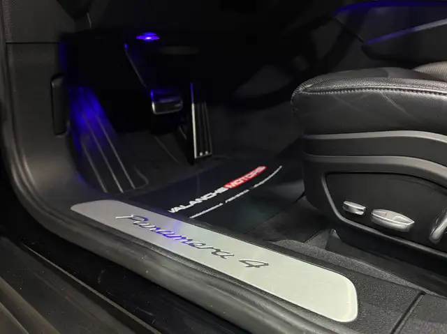 Porsche Panamera 4 E-Hybrid PANORAMA 21''TURBO AMB BOSE BELÜFT Ansicht 25