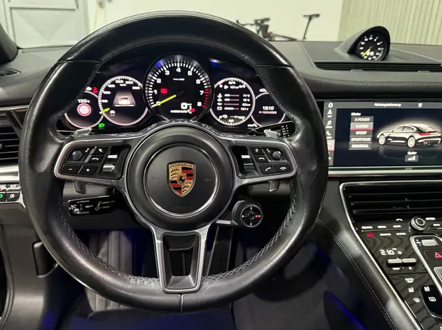Porsche Panamera 4 E-Hybrid PANORAMA 21''TURBO AMB BOSE BELÜFT Ansicht 46