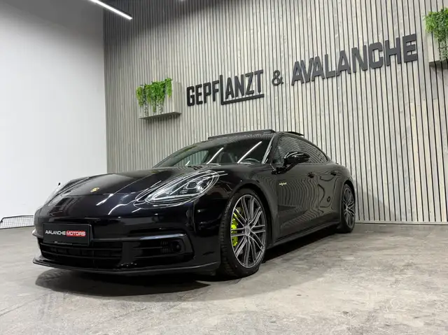 Porsche Panamera 4 E-Hybrid PANORAMA 21''TURBO AMB BOSE BELÜFT Ansicht 7