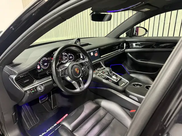 Porsche Panamera 4 E-Hybrid PANORAMA 21''TURBO AMB BOSE BELÜFT Ansicht 19