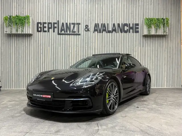 Porsche Panamera 4 E-Hybrid PANORAMA 21''TURBO AMB BOSE BELÜFT Ansicht 2