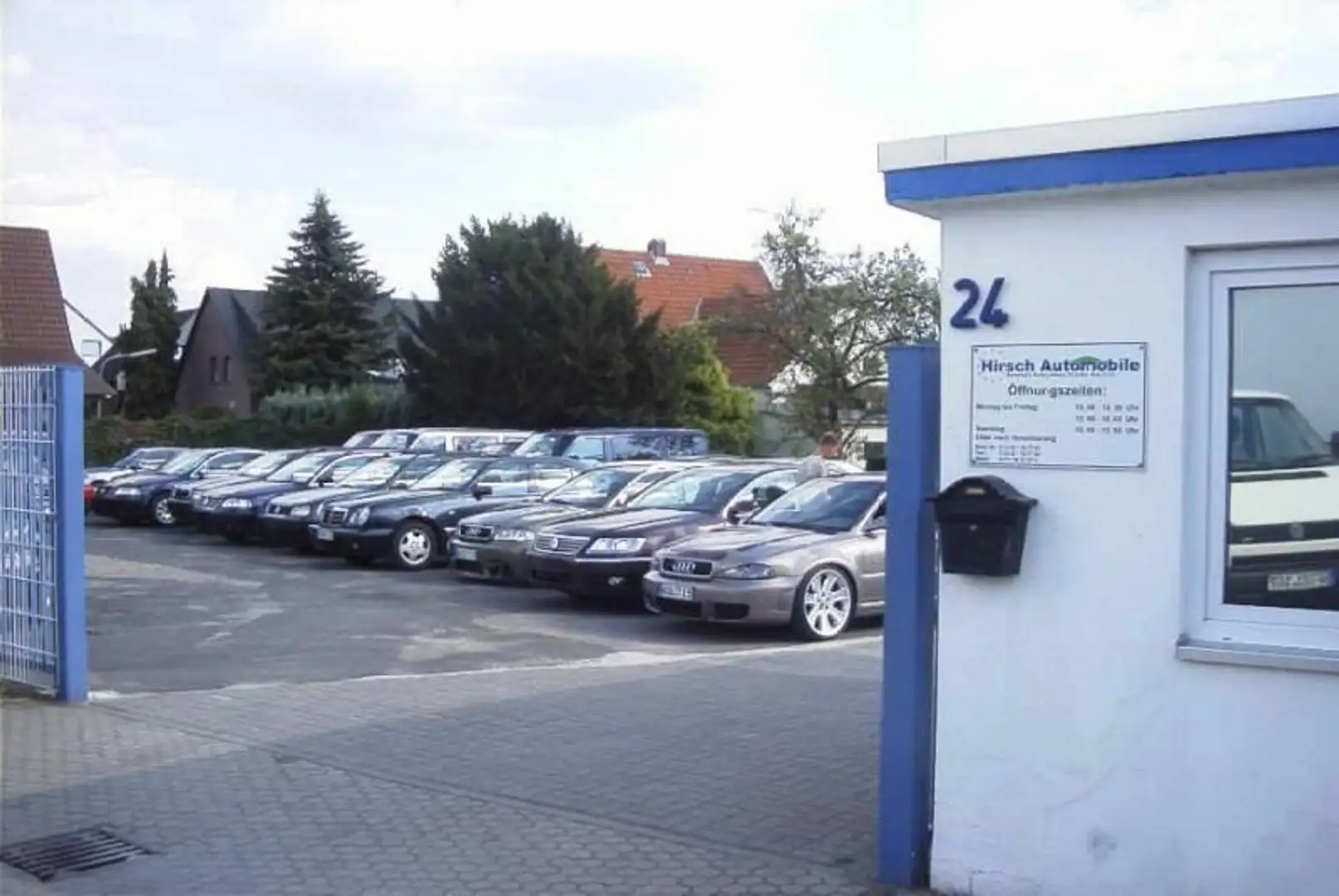 Volkswagen T6 Caravelle 2.0 TDi Caravelle DSG Navi AHK Noir - 1