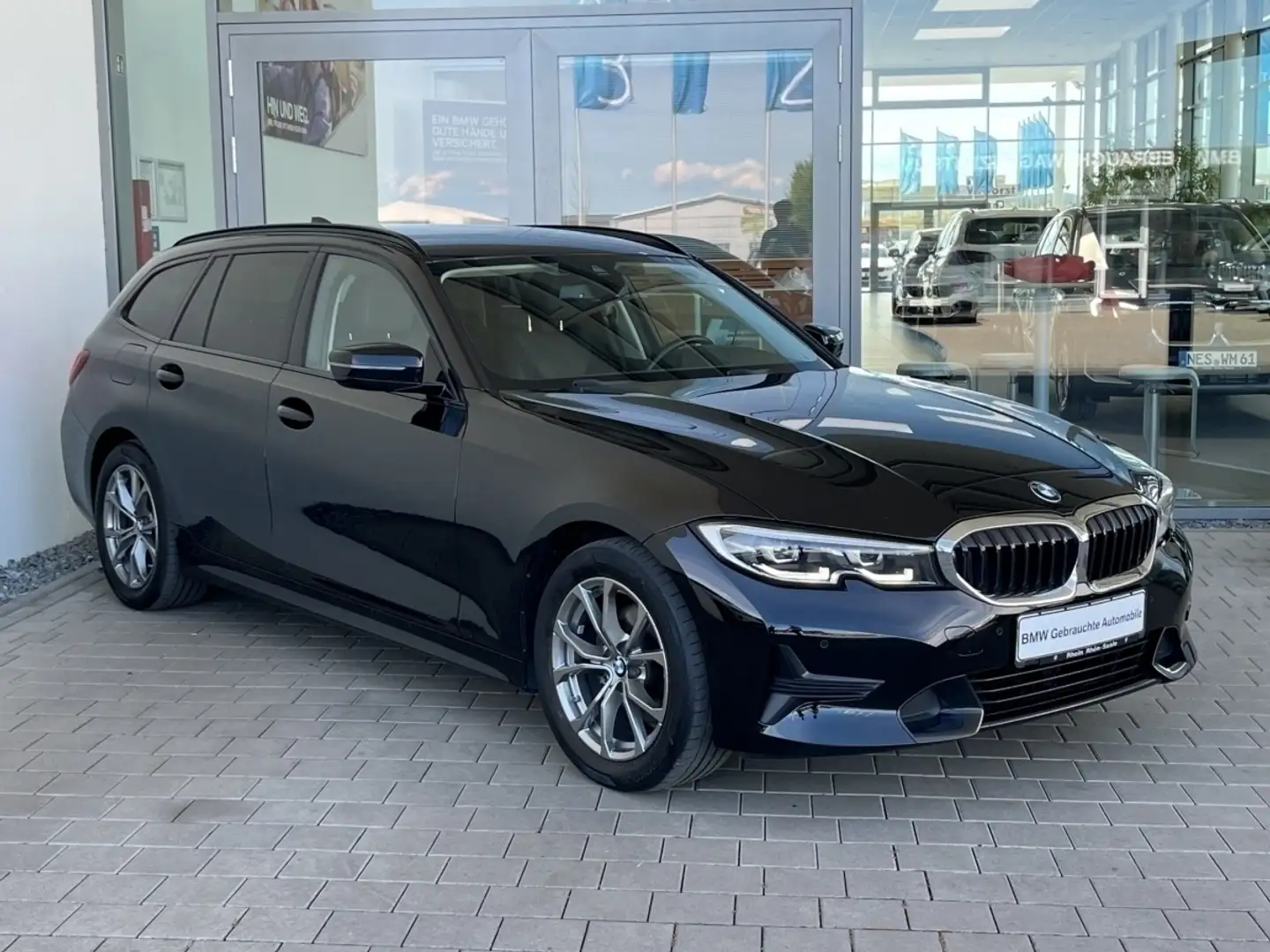 BMW 320 D A Sport Line Navi.AHK.Tempo.PDC.DAB.Lordose Noir - 2