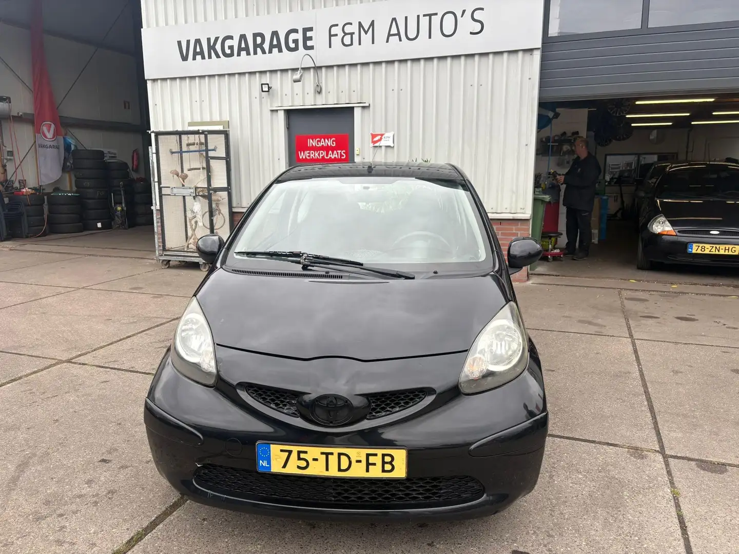 Toyota Aygo 1.0-12V Noir - 2