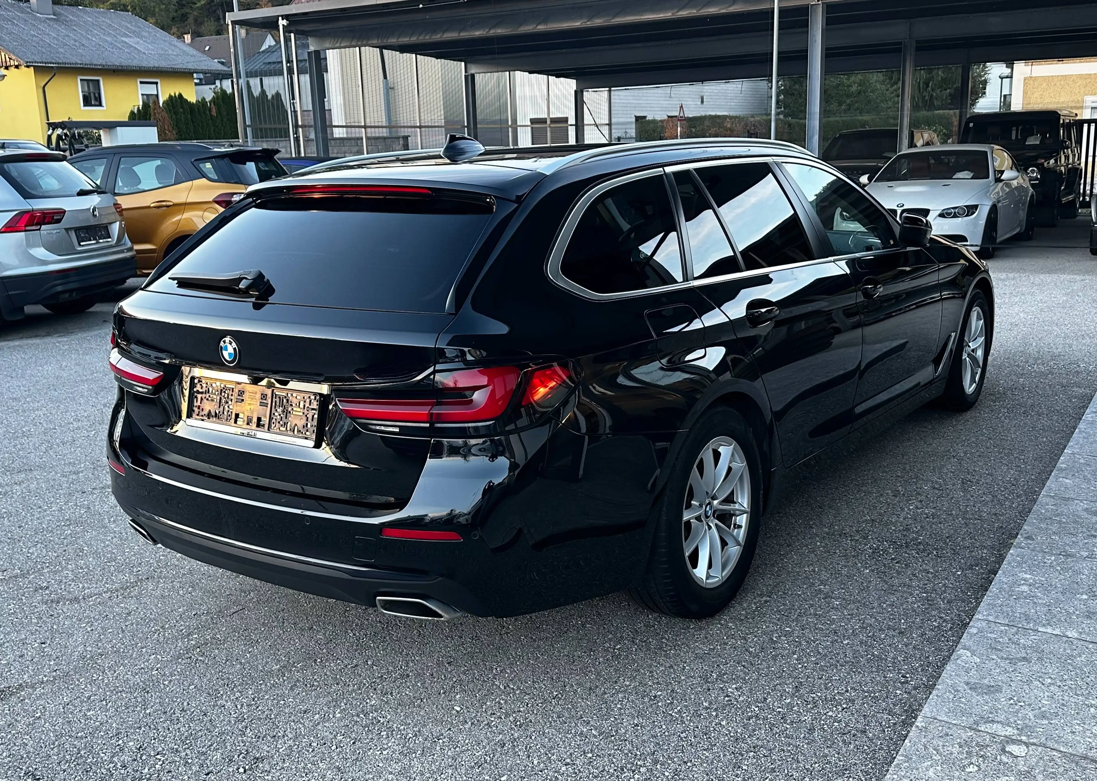 BMW 520 d xDrive Touring Aut. *Ö-1.Besitz*ACC*Leder*RFK*Navi* — photo 12
