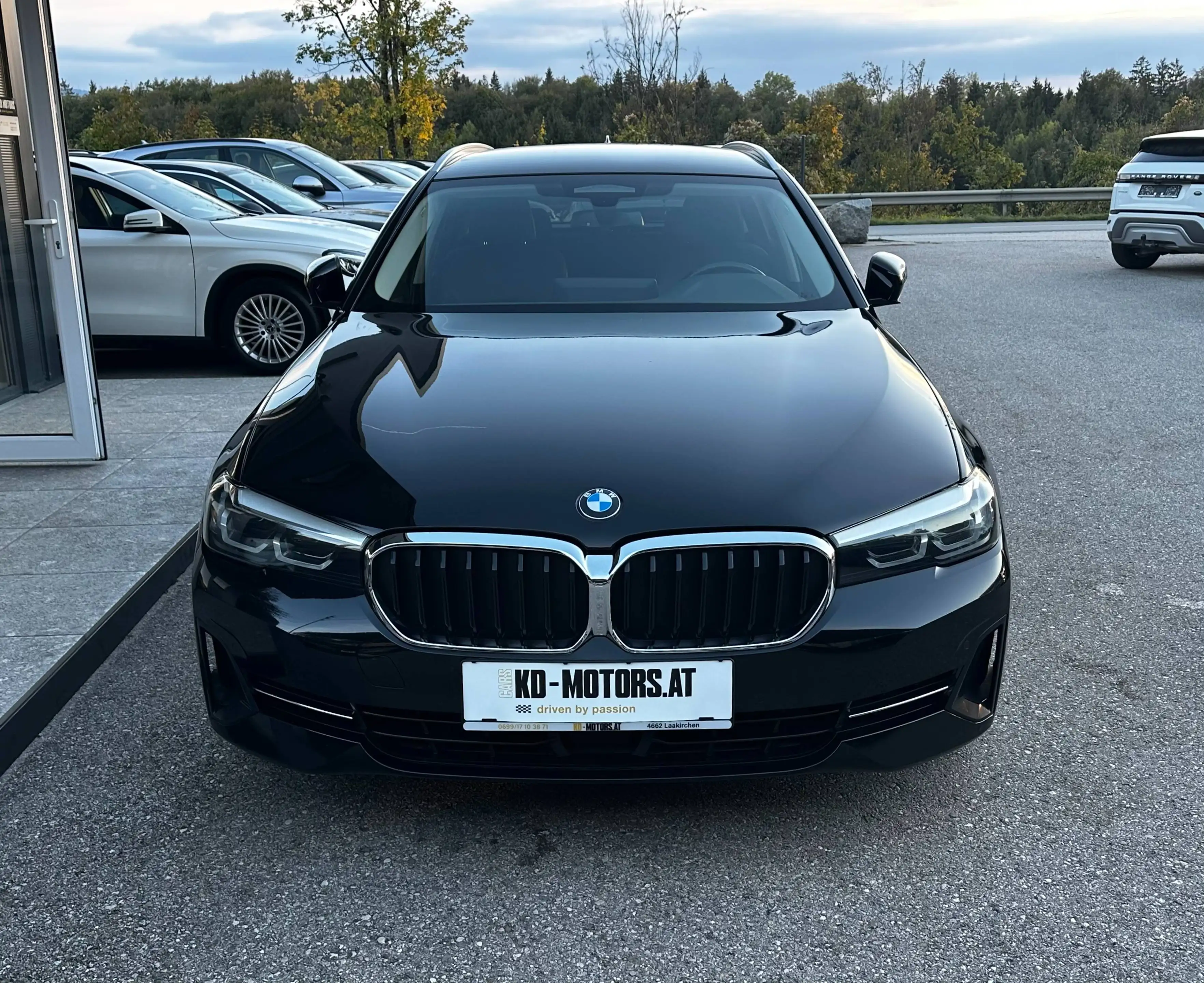 BMW 520 d xDrive Touring Aut. *Ö-1.Besitz*ACC*Leder*RFK*Navi* — photo 2