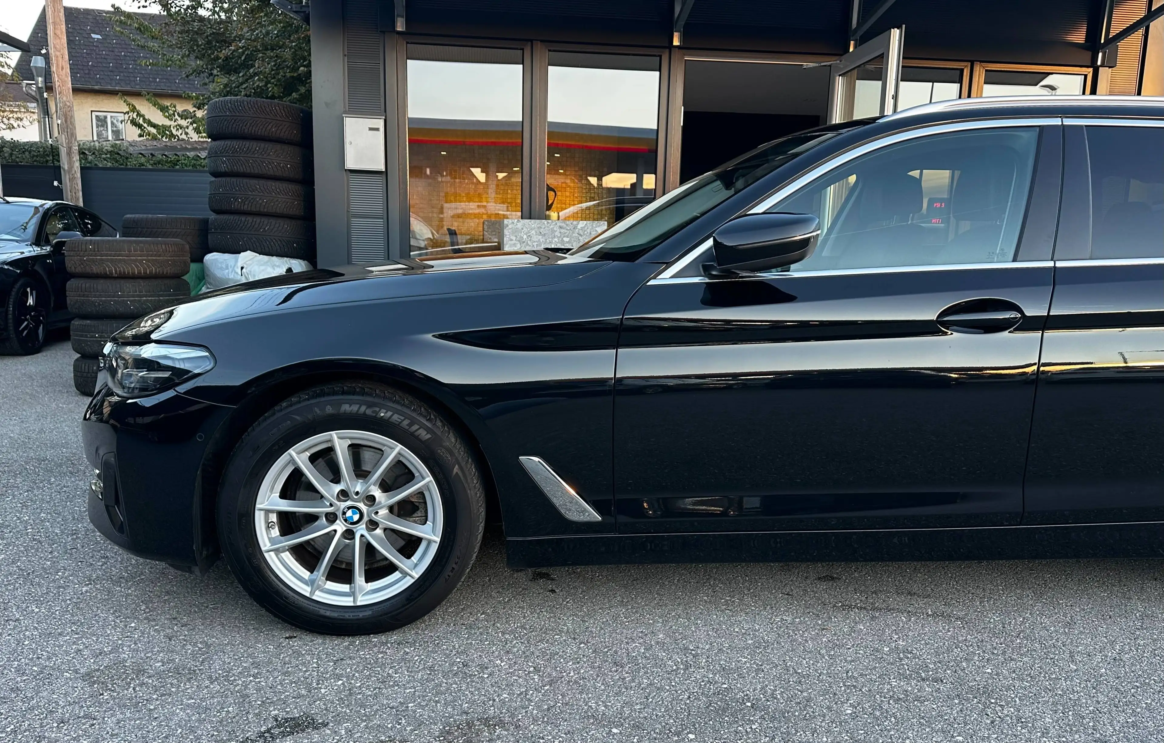 BMW 520 d xDrive Touring Aut. *Ö-1.Besitz*ACC*Leder*RFK*Navi* — photo 8