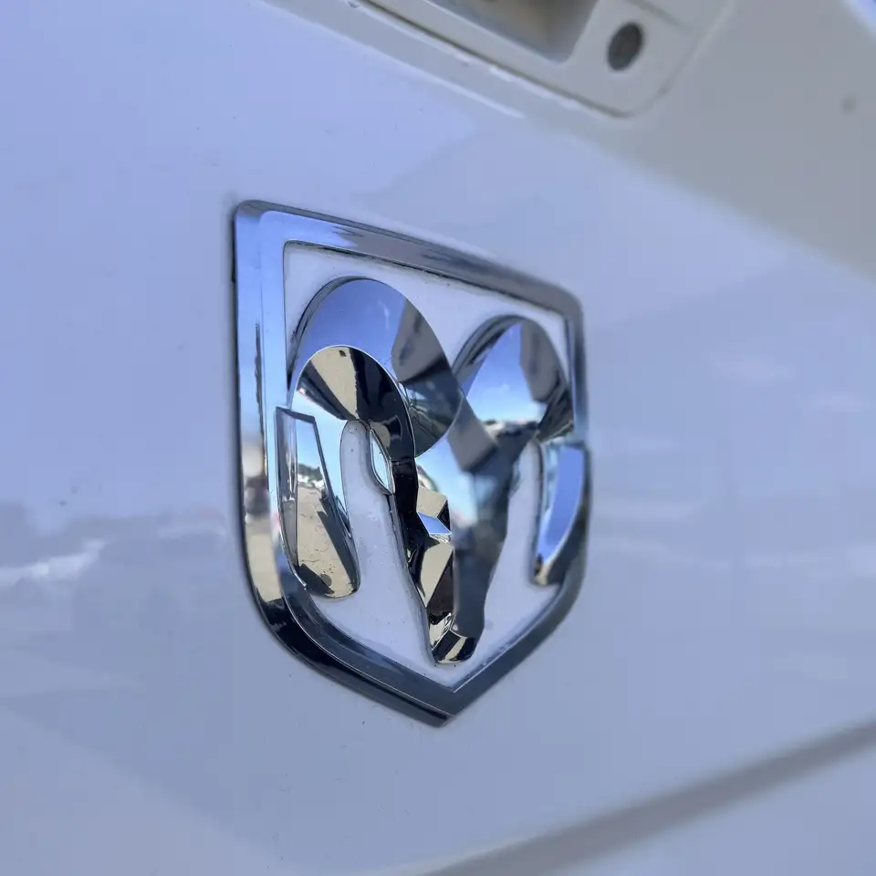 RAM 2500 снимка RAM 2500