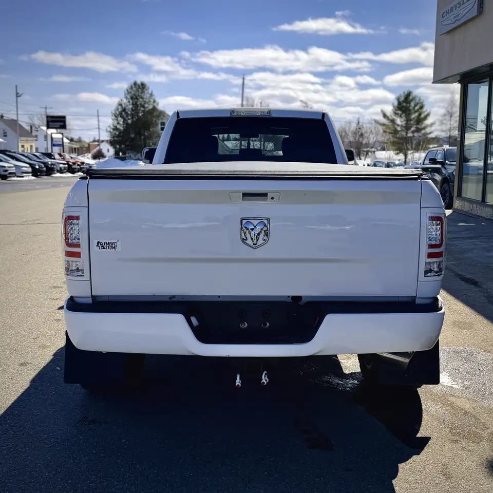 RAM 2500 снимка RAM 2500
