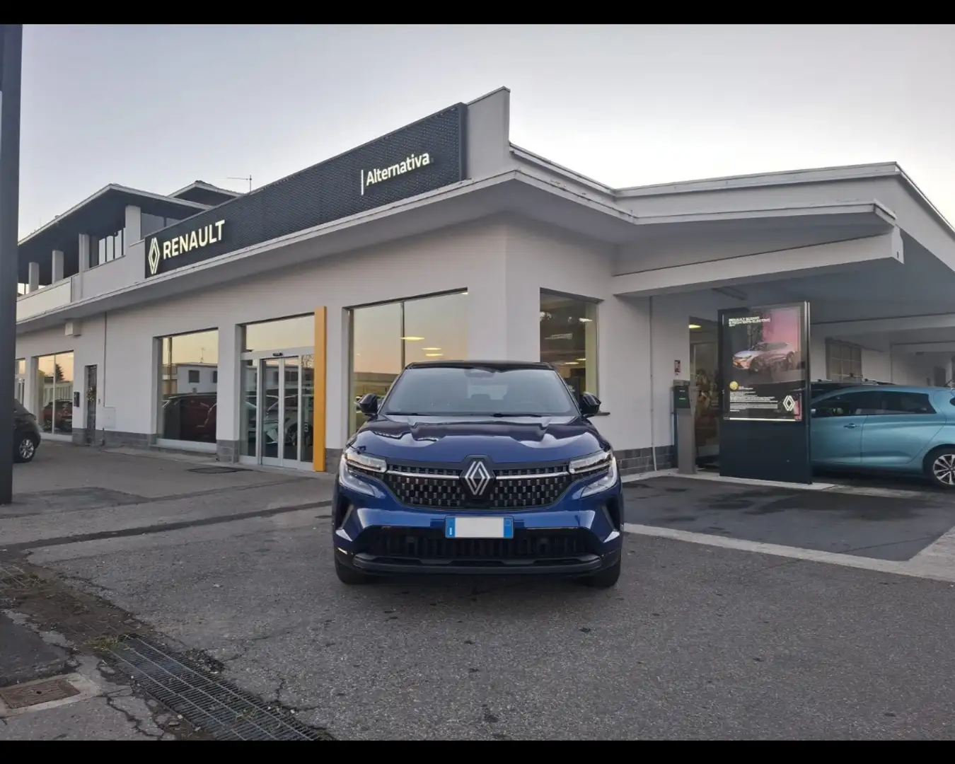 Renault Austral techno E-Tech full hybrid 200 Blu/Azzurro - 2