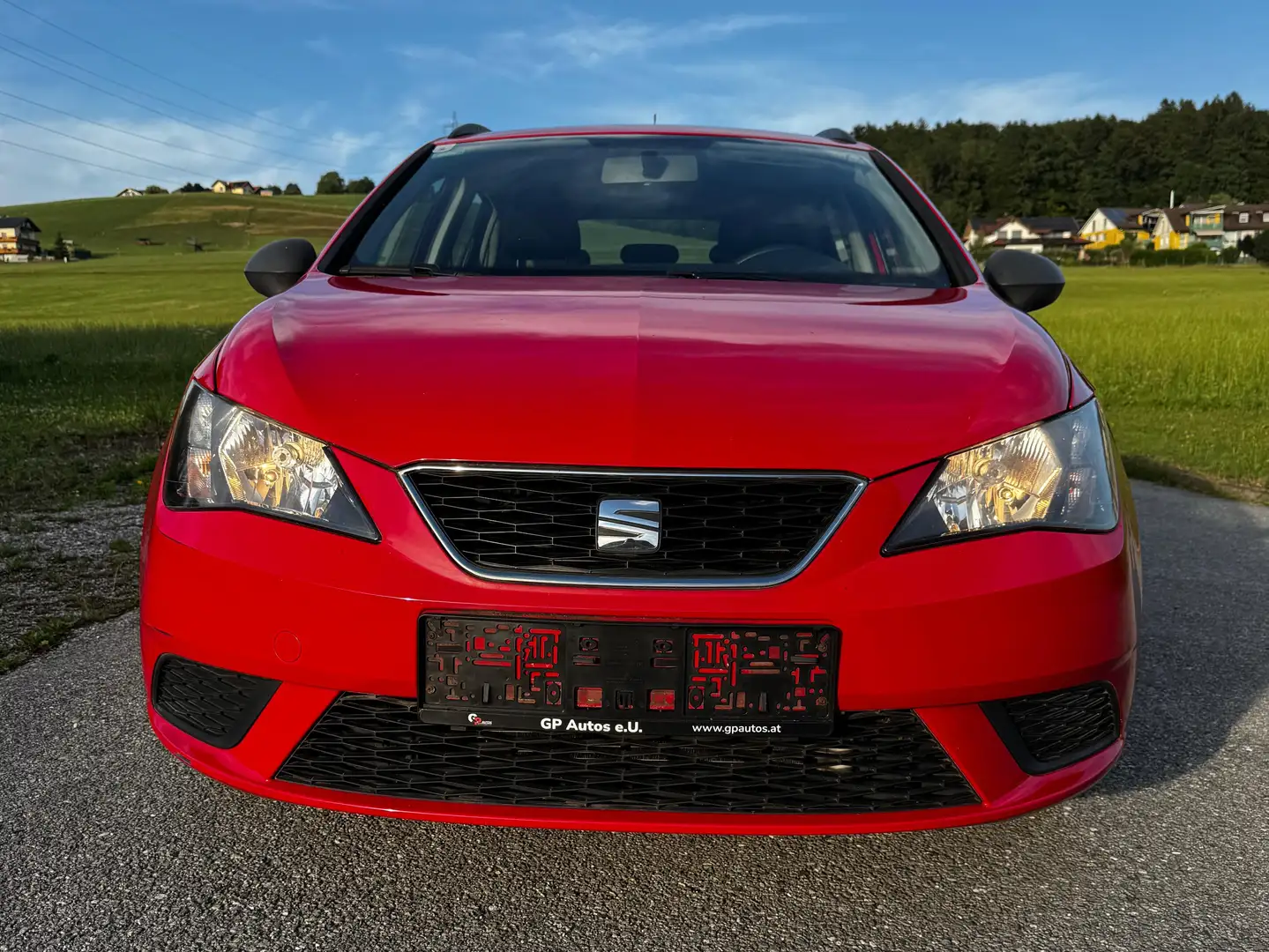SEAT Ibiza 1,0 Kombi - Erstbesitz, Pickerl 07/26 NEU. Rot - 2