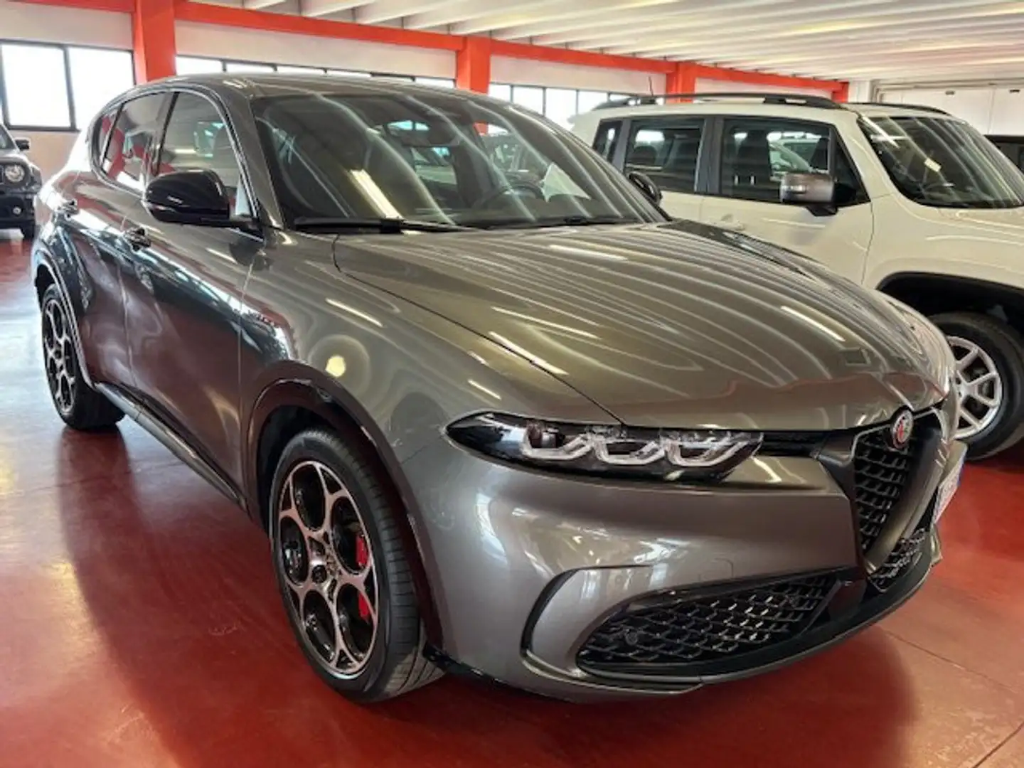 Alfa Romeo Tonale Tonale 1.5 130 CV MHEV TCT7 Veloce Grigio - 1