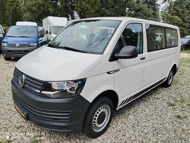 Volkswagen T6 Transporter T6 Caravelle Lang 2.0 TSI  9 Sitze KLIMA AHK SH