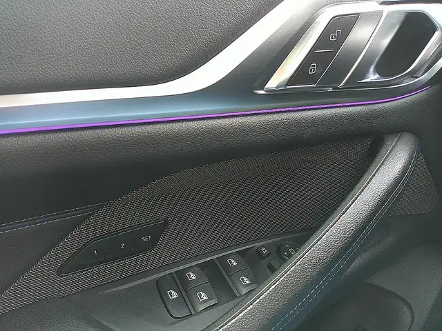 BMW M4 Gran Coupe 40i xDrive Ansicht 28