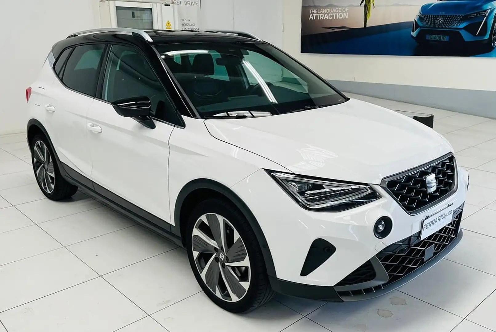 SEAT Arona 1.0 EcoTSI FR Blanc - 2