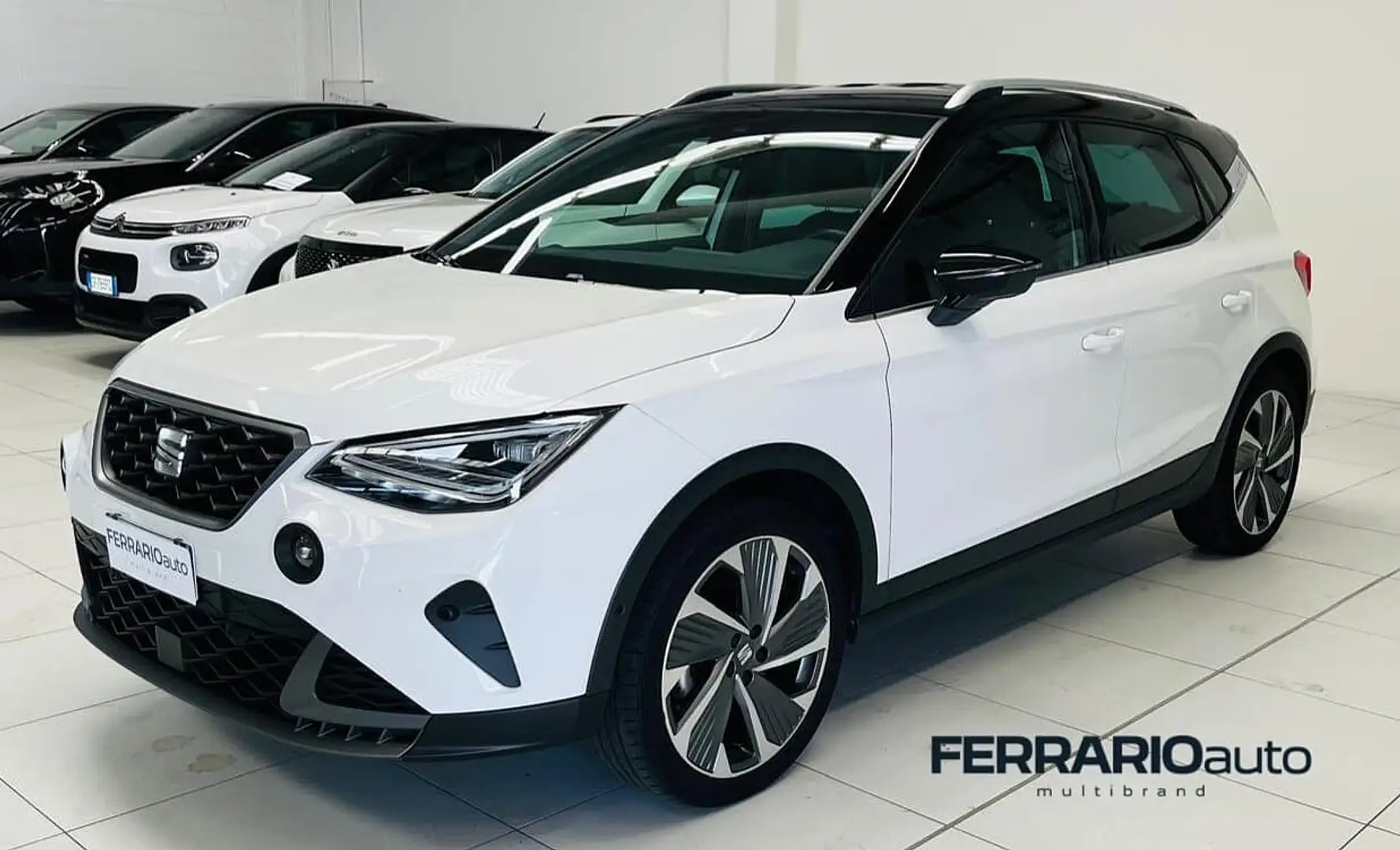 SEAT Arona 1.0 EcoTSI FR Blanc - 1
