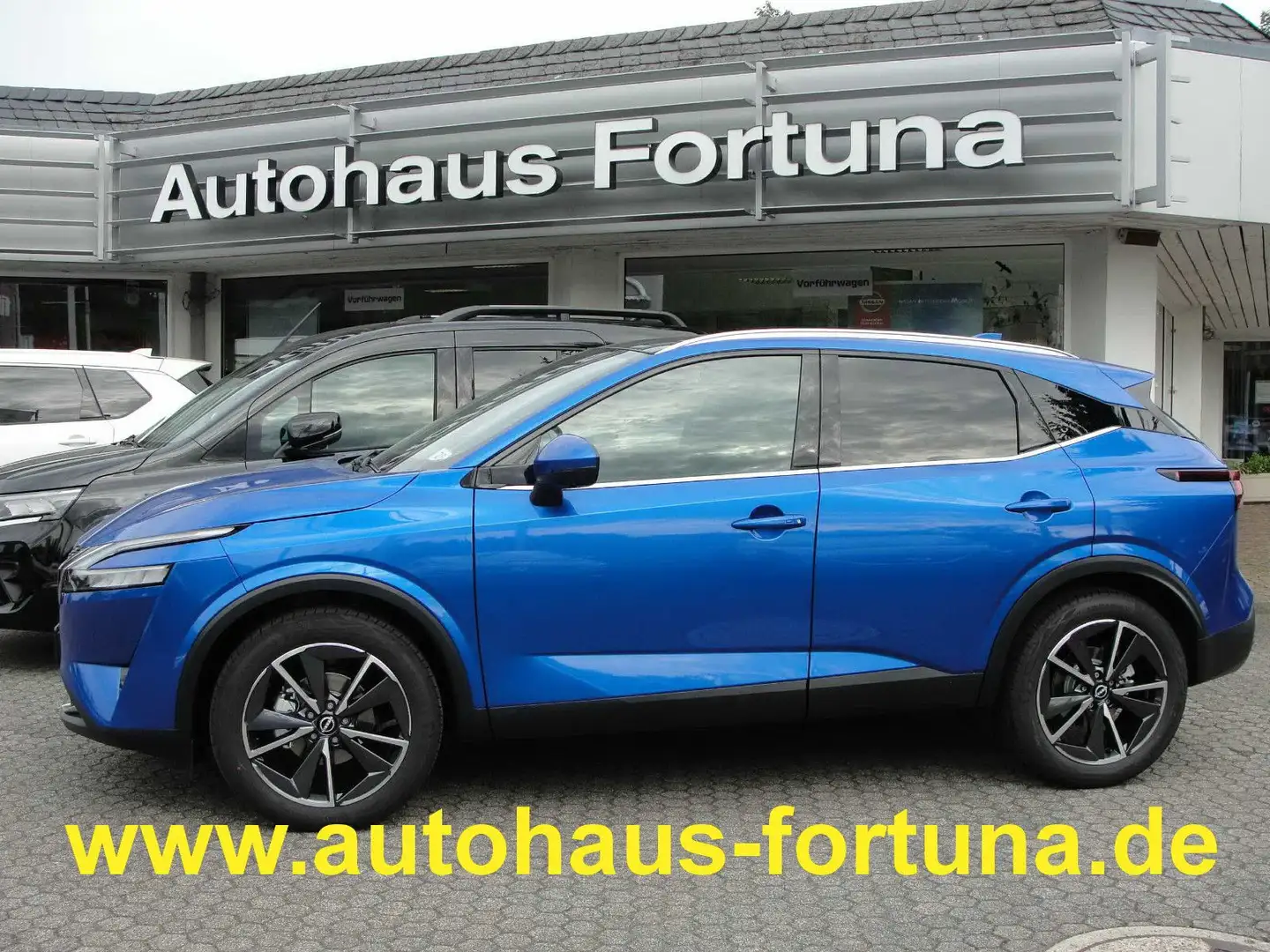 Nissan Qashqai Tekna+ 4x4 Automatic Leder Bose  PGD Bleu - 1
