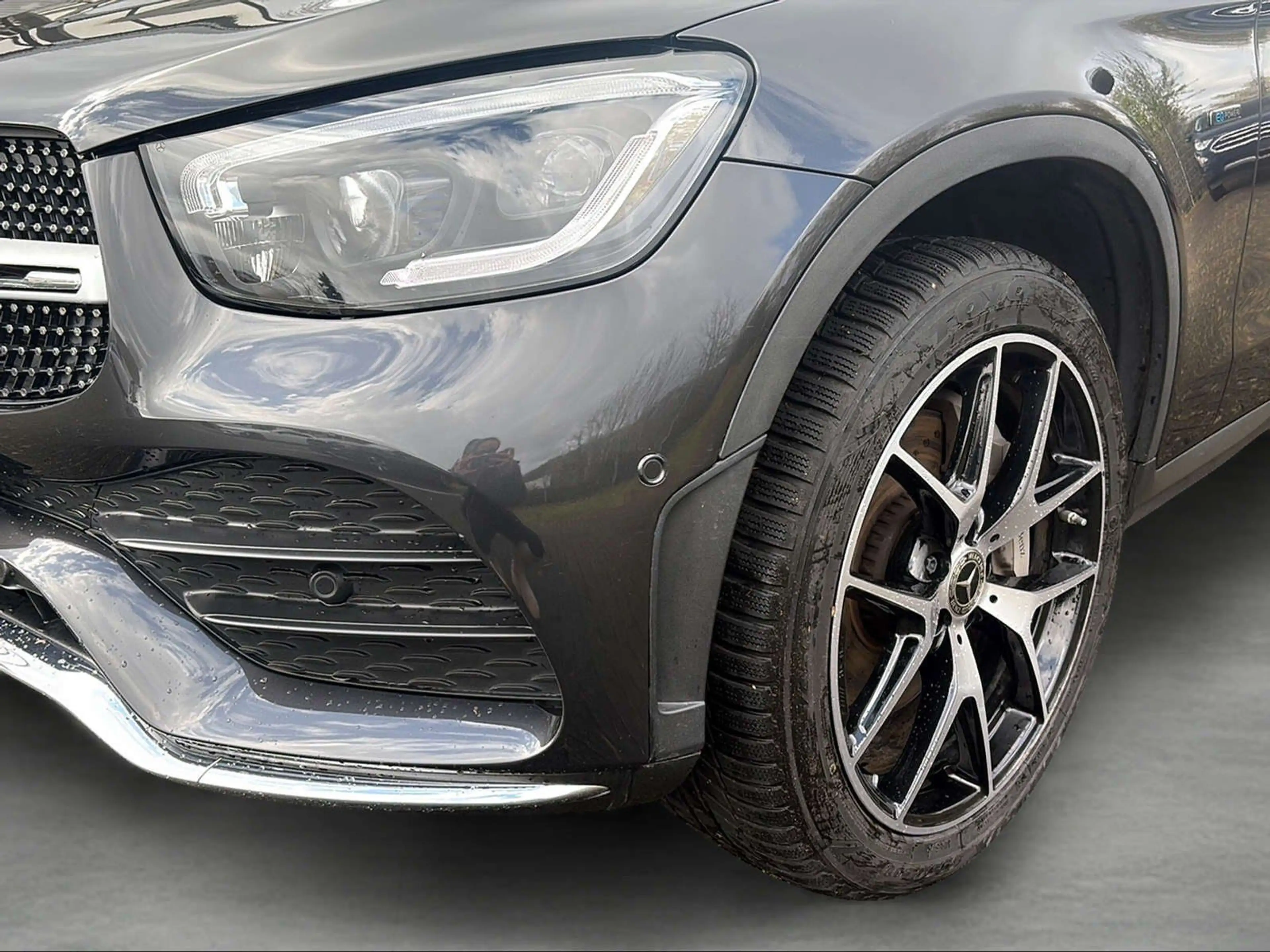 Mercedes-Benz GLC 300 e 4M Coupé AMG DSC MULTIBEAM BURMESTER — photo 4