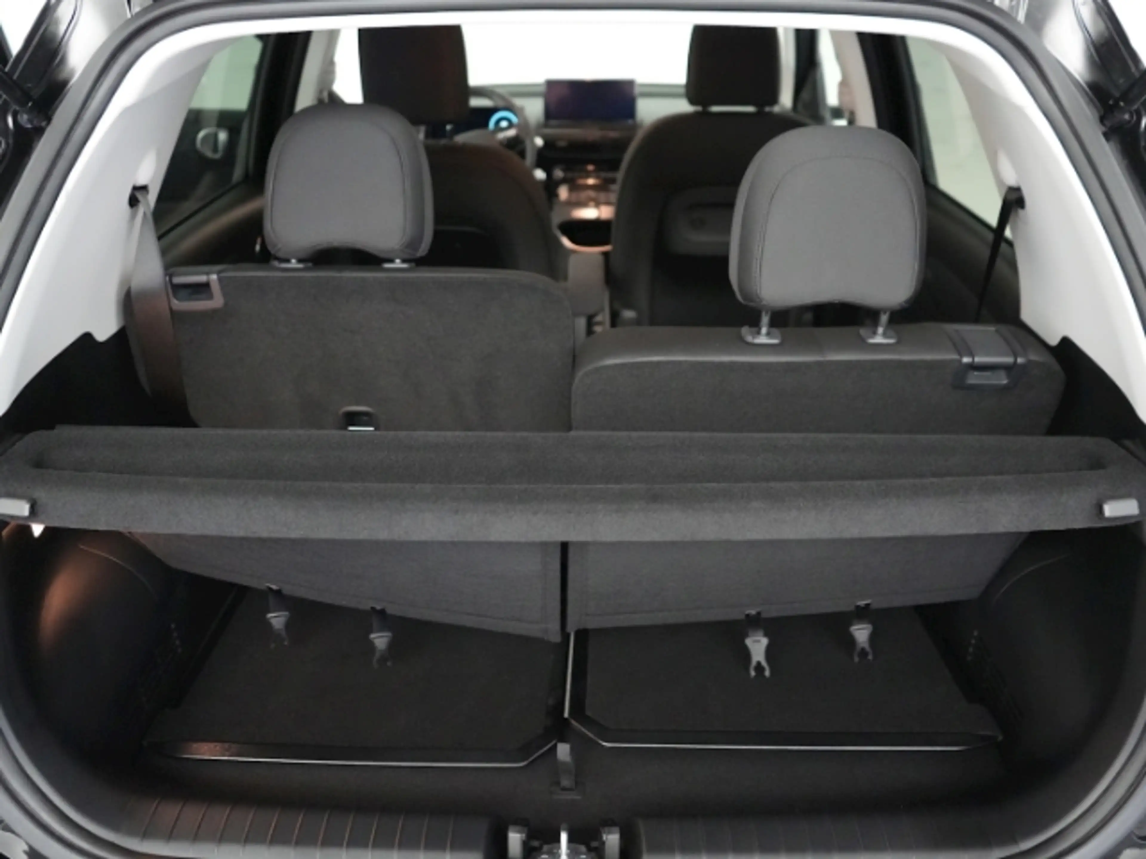 Hyundai Inster TREND 49kWH+NAVI+360 GRAD KAMERA+VOLL LED+SITZ-/LE — photo 8