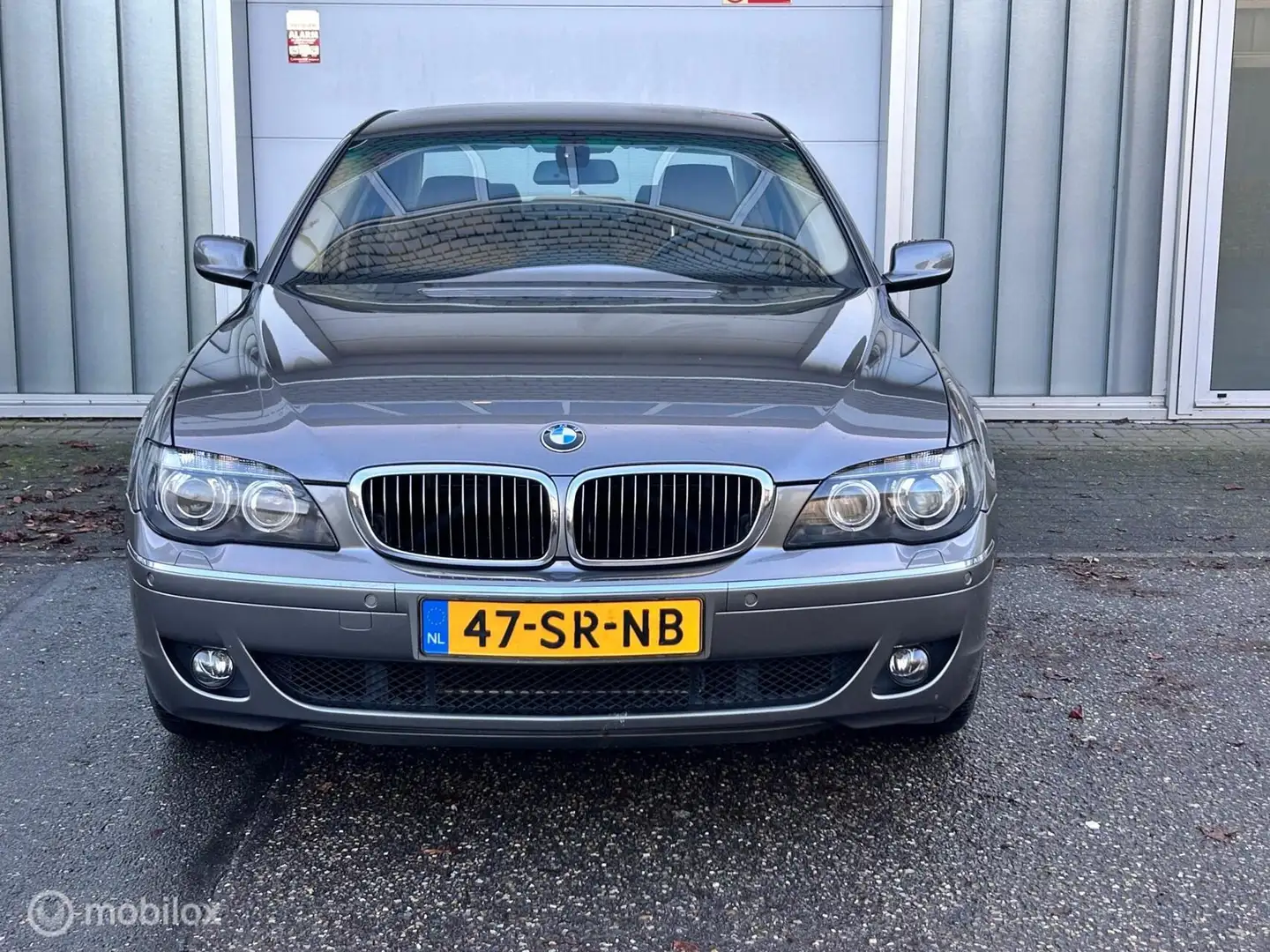 BMW 740 7-serie 740i Executive Grau - 2