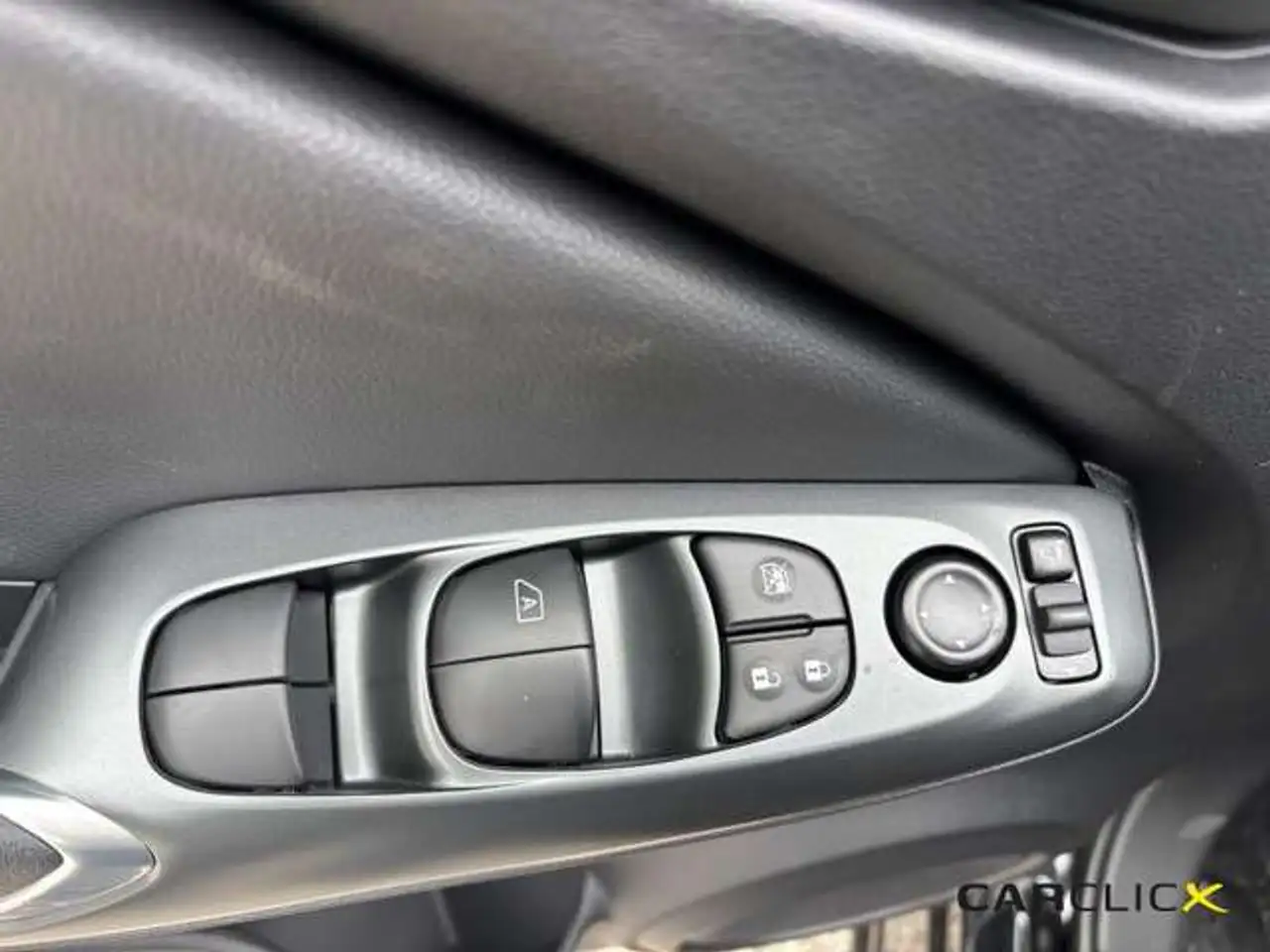 Nissan Juke 2026 — фото 12