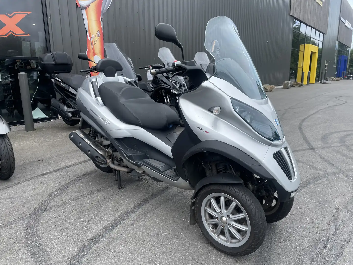 Piaggio MP3 400 Gris - 1