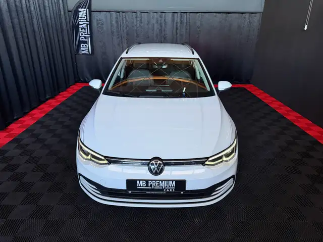 Volkswagen Golf view 4