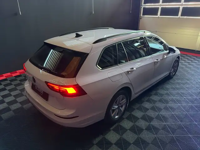 Volkswagen Golf view 17